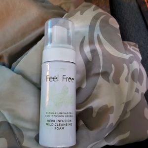 Feel Free foam cleanser